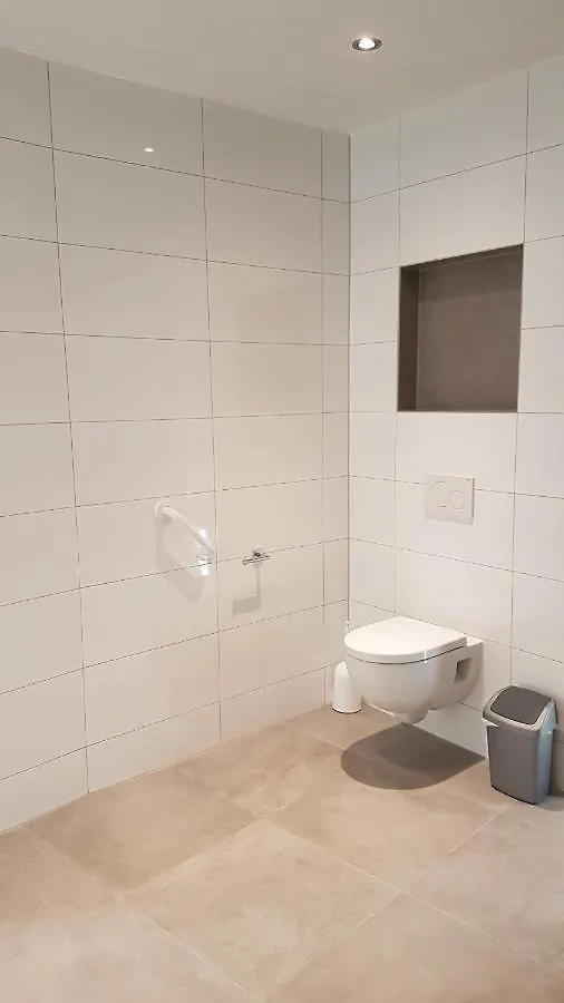 Hoeve Kroonen Schin op Geul Apartment